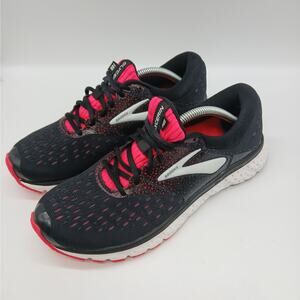 Brooks Women's Black and Pink Running Sneakers